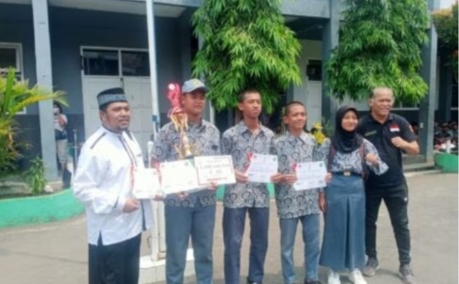 SMK 2 LPPM RI Majalaya meraih kejuaraan di turnamen internasional 7 Cup Bali.