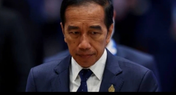 Terlihat Tenang Wacana Hak Angket Makin Santer, Rocky Gerung: Sebenarnya Jokowi itu Cemas